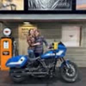 Meet your Posher, Corey